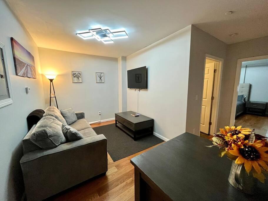 Appartement Downtown 1 Bed + Workstation @ Maiden Lane